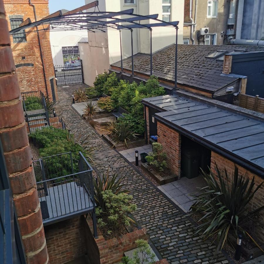 Axiom Apartment - Beautiful Stylish 2 Bed. Cheltenham Exterior foto